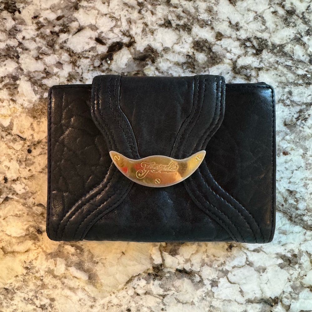 PRICED2SELL🔥Fendi P. Foglio Spy Nappa Black Leather Wallet-COA box dust bag